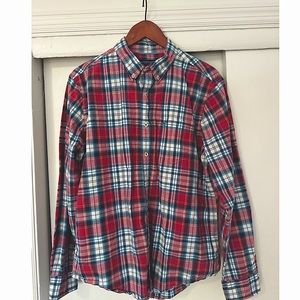 Men’s AE Athletic Fit Casual Button Down